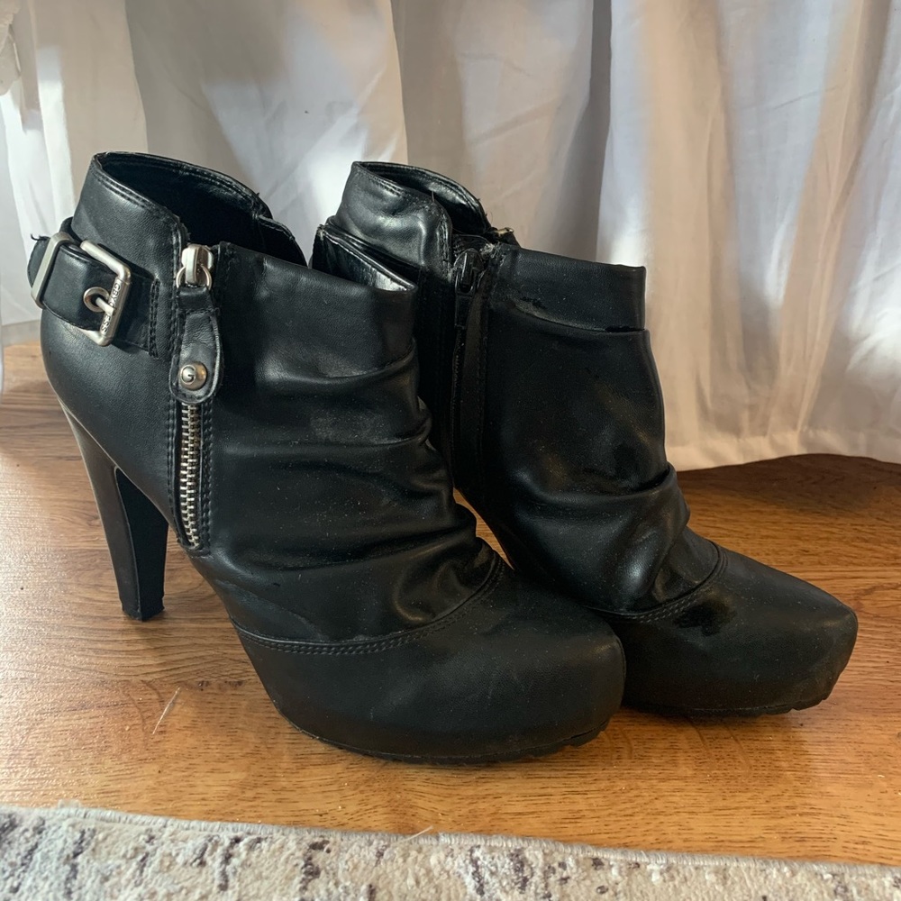 Guess booties